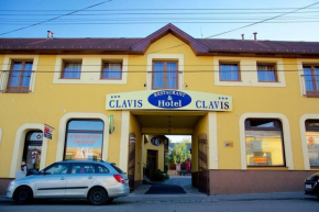 Отель Hotel Clavis  Лученец